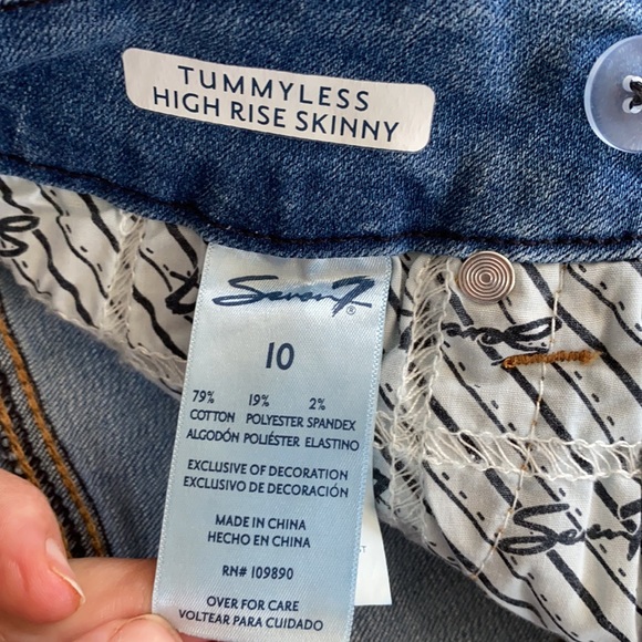 Seven7 TummyLess Skinny Jeans - Picture 14 of 16